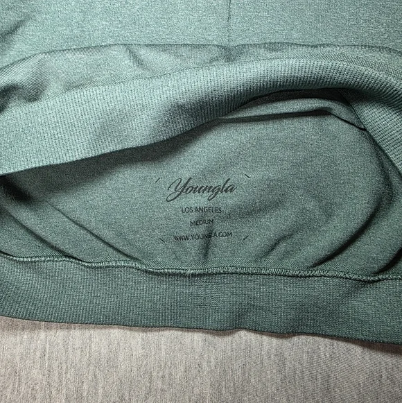 YoungLA Women's Green Long Sleeve Crop Athletic Top Size Medium - Picture 3 of 4